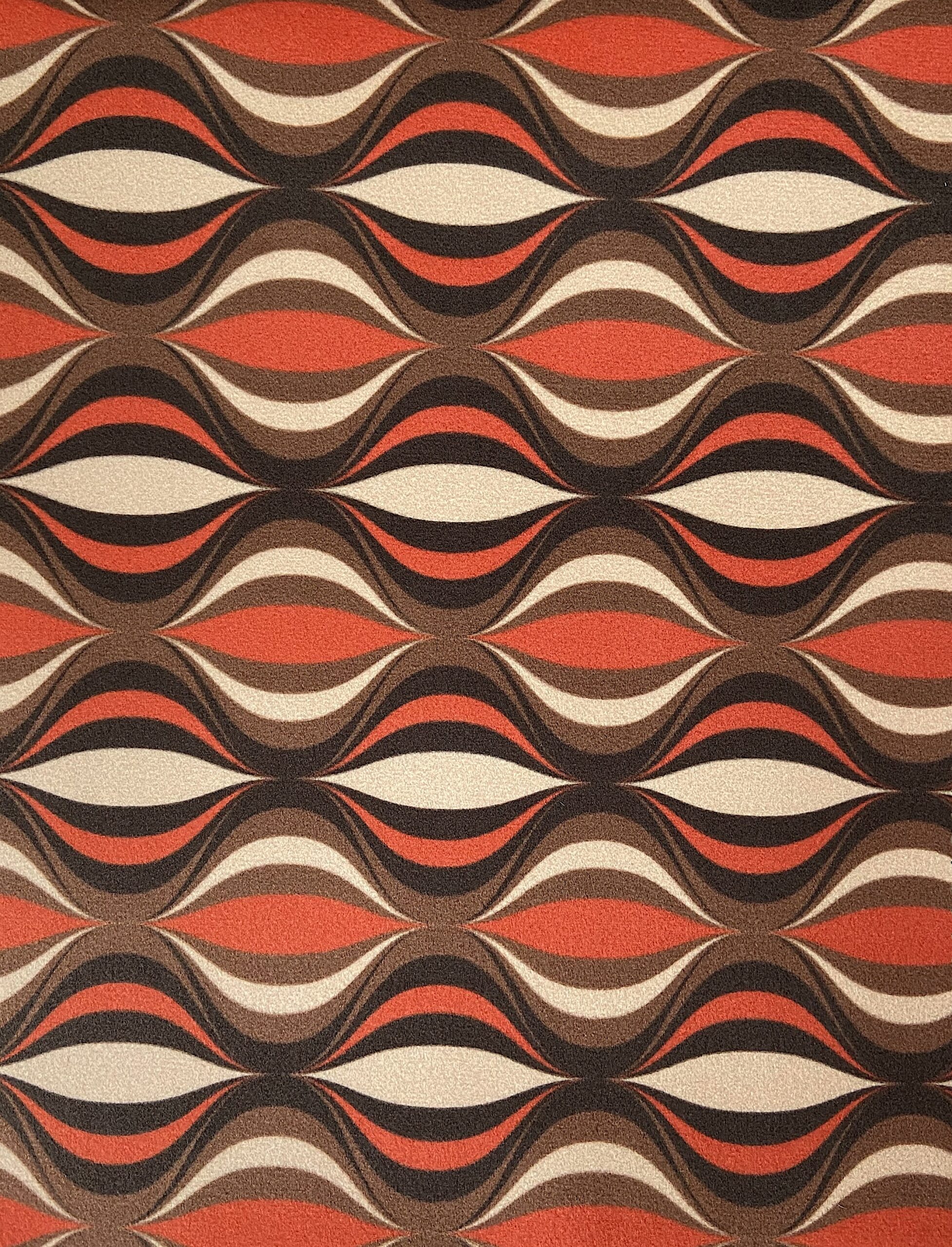 Large Retro 8008 Toast